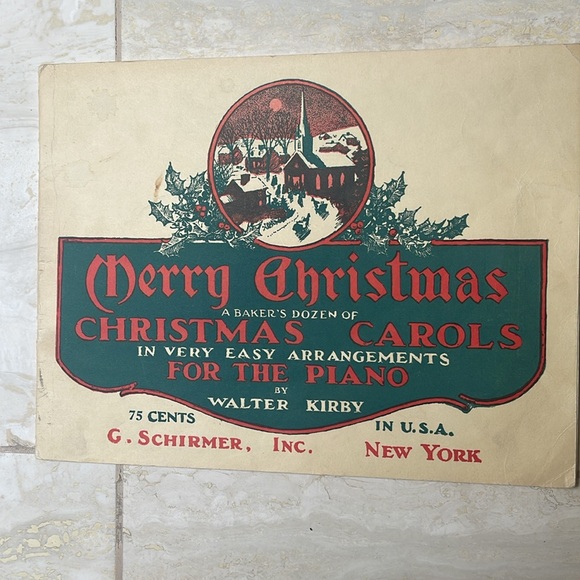 VNTG (1945) Christmas Piano Music Book for Piano: Decor and/or Use (final price) - Picture 3 of 16